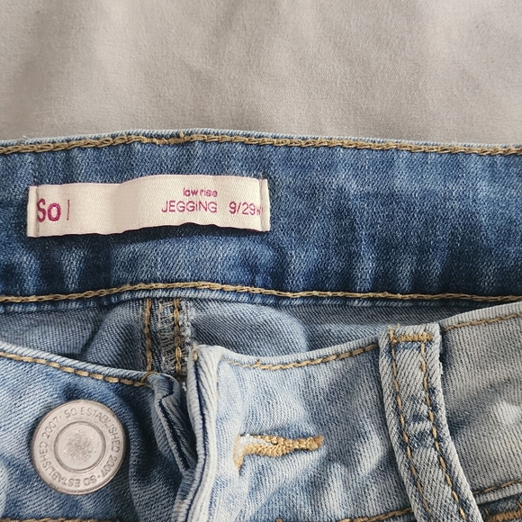 Jeans - Picture 2 of 2